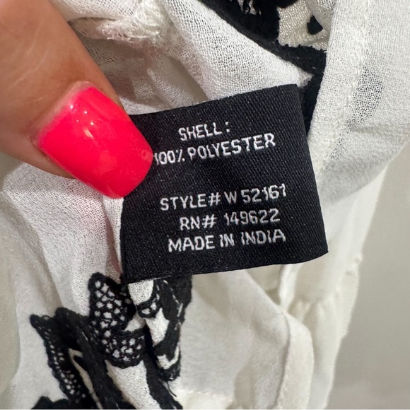 Walter Baker chiffon bell sleeve boho embroidered top ❤️ - Picture 6 of 7